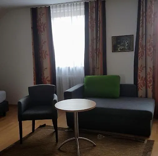 Rose Szálloda Langenaltheim